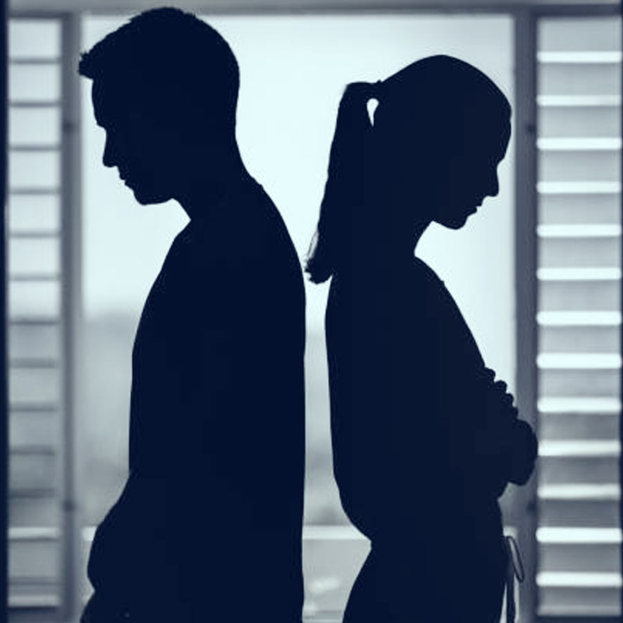 Television actor was cheating on his first wife with Bollywood actress, got divorced dgtl