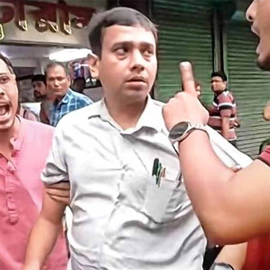 Math teacher Rajdeep Maiti was taken to the police station by several people from in front of his college on College Street