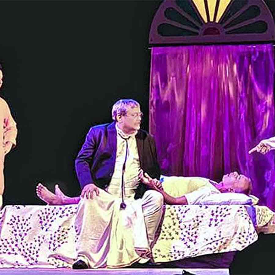 A play about cancer survivors was held at Kalamandir