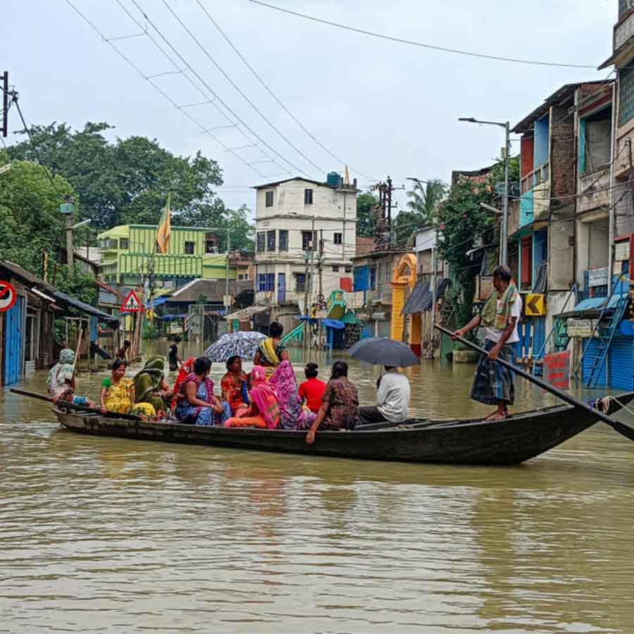 Ghatal Flooded after continuous rainfall, an aged person mising after he drowned in the flood