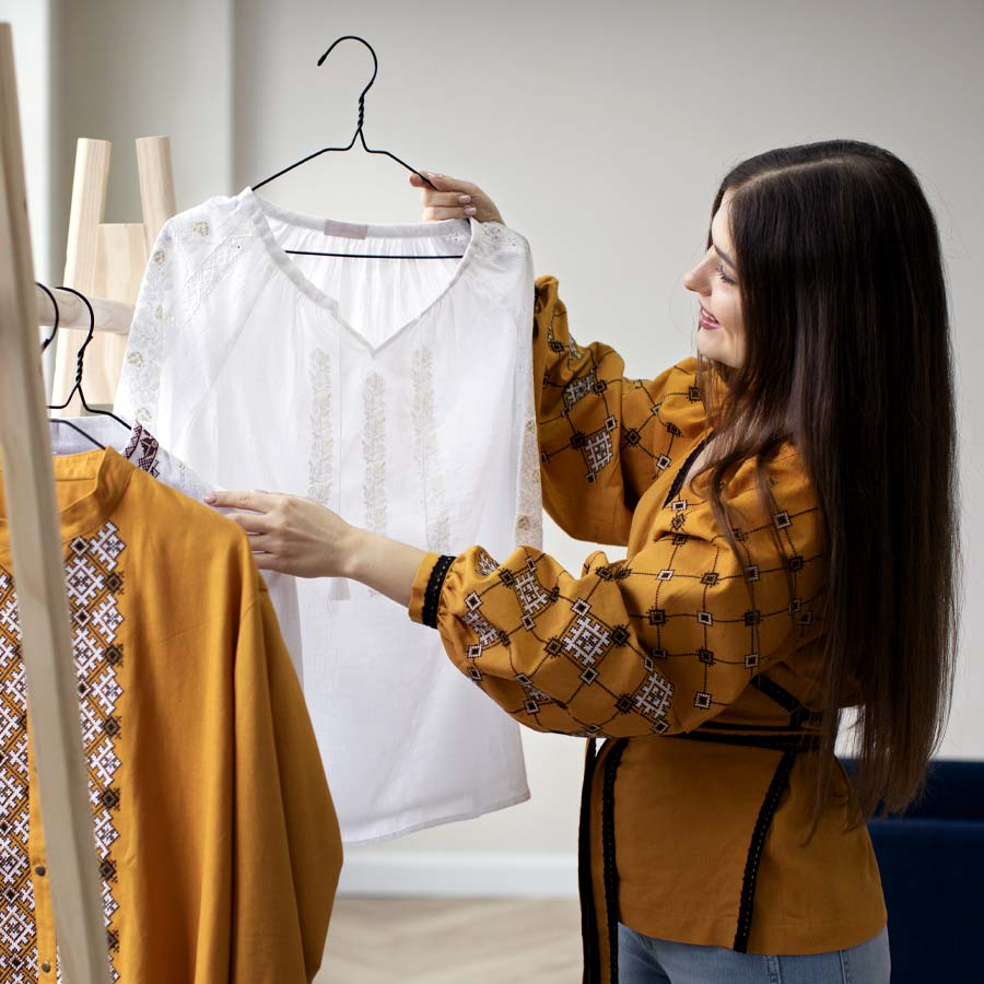 These fashion and makeup mistakes that make you look older than you are