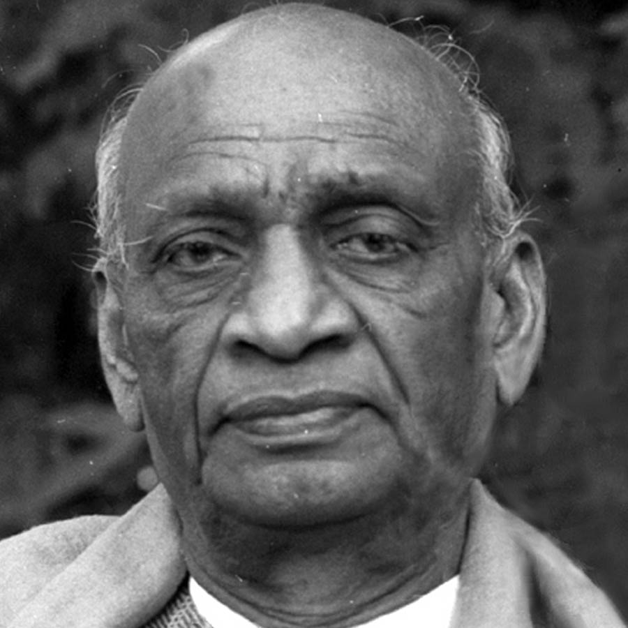 Indian civil servant bureaucrats are the steel frame of the country, know the reasons