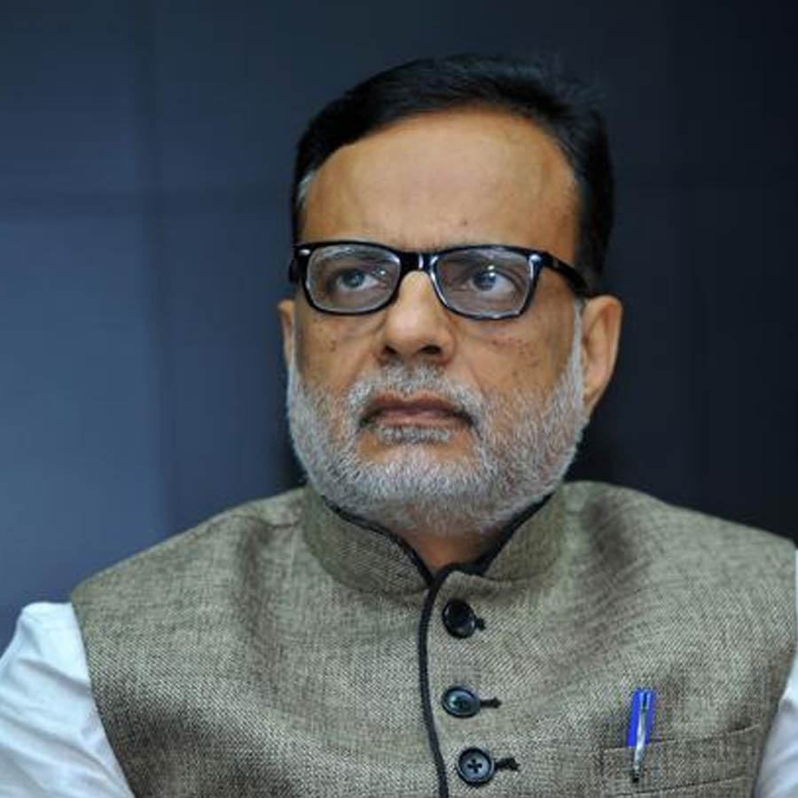 Indian civil servant bureaucrats are the steel frame of the country, know the reasons