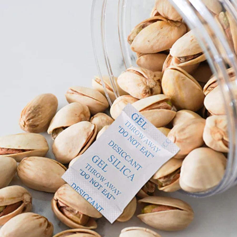 What is Silica gel which is put inside new packets when purchased dgtl