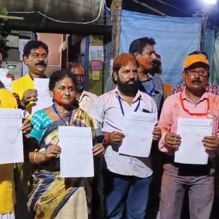 BJP beats TMC in all seats of a cooperative election in Mayureswar on sunday dgtld