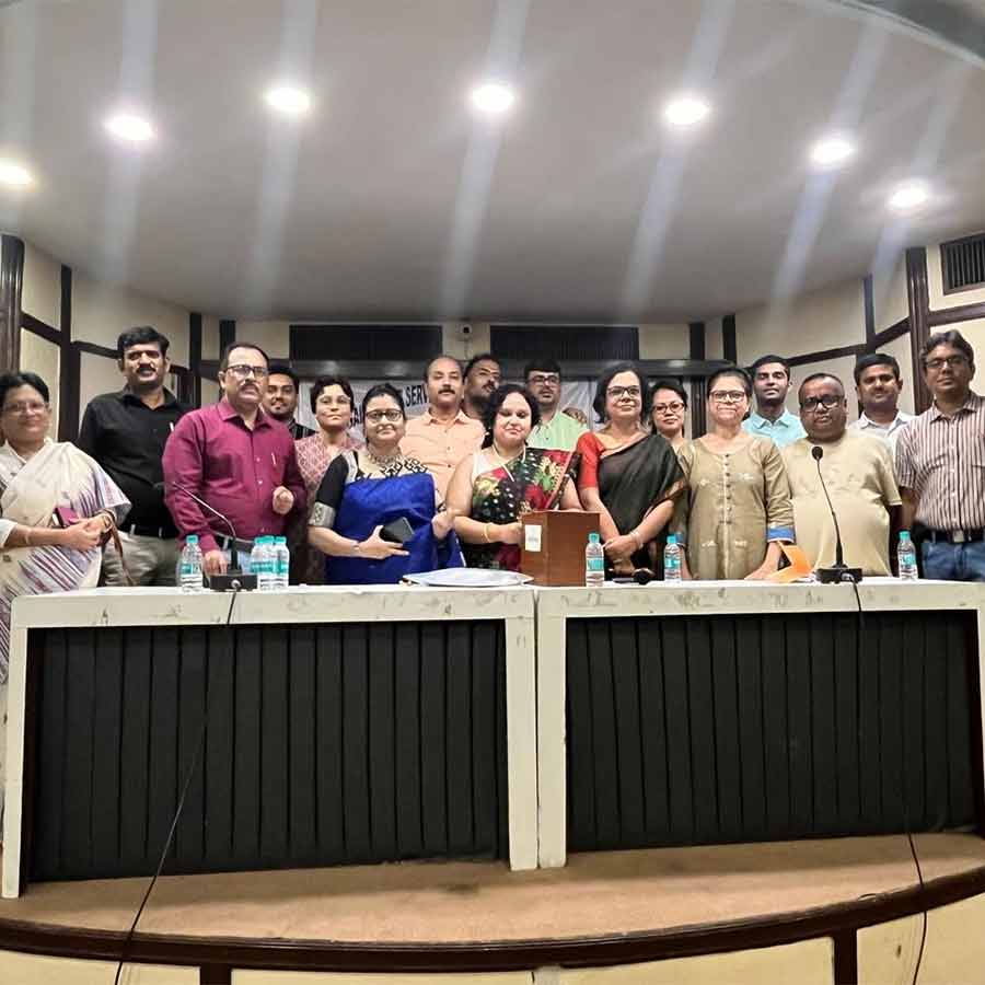 Labour service organization gets new leaders