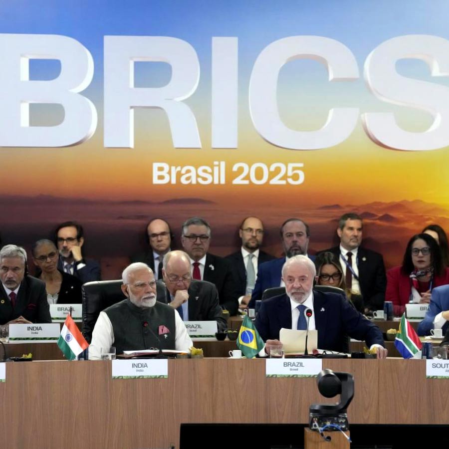 BRICS countries trying to remove dollar as reserve currency, know the consequences and impact on India