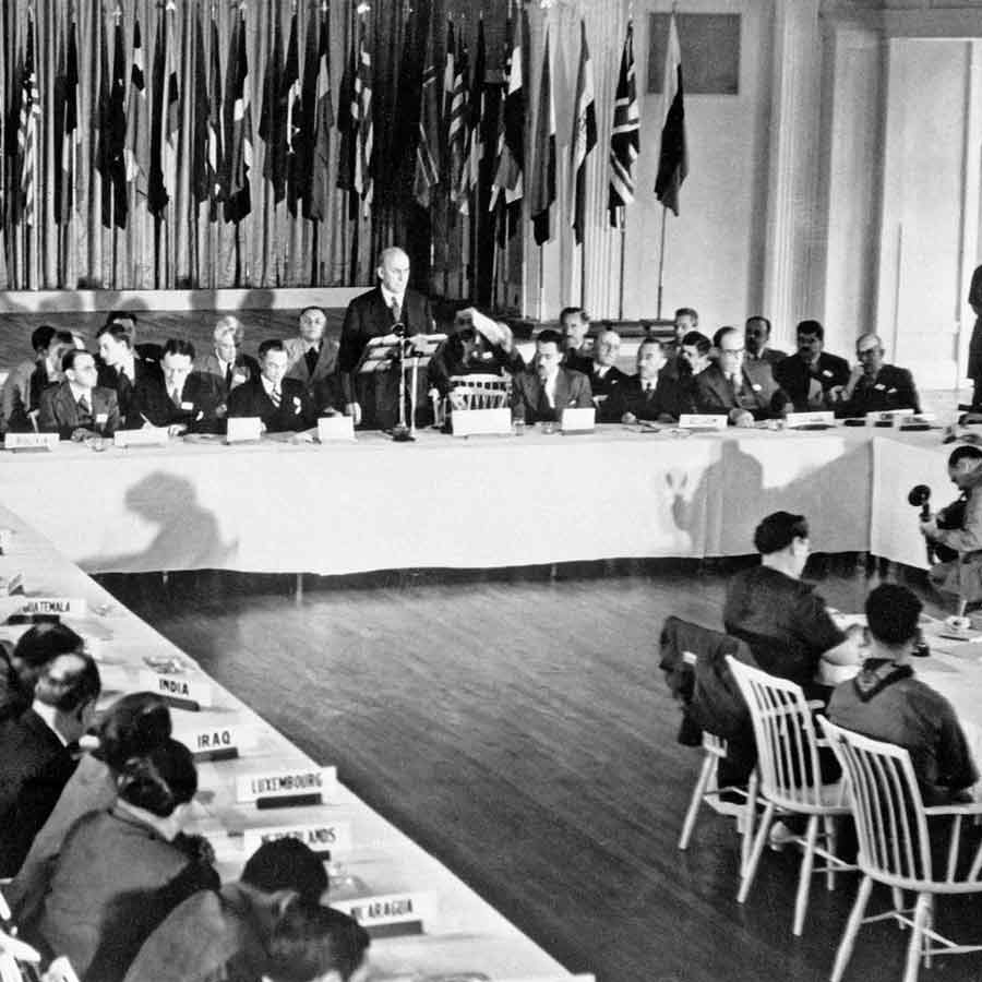 BRICS countries trying to remove dollar as reserve currency, know the consequences and impact on India