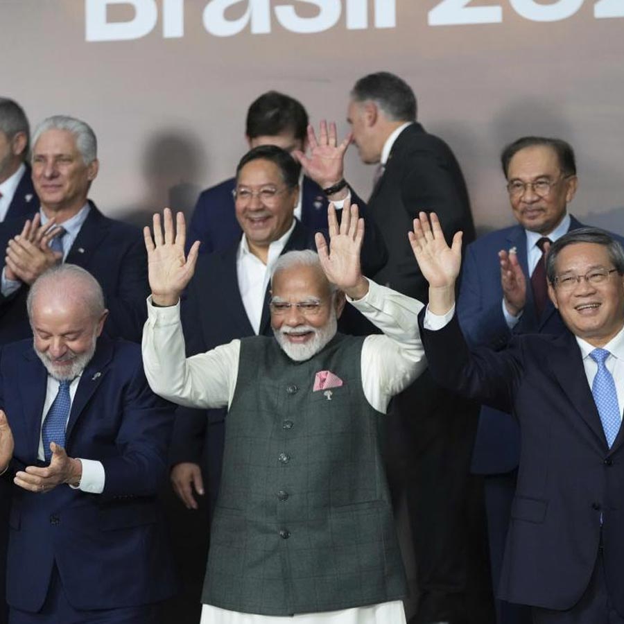 BRICS countries trying to remove dollar as reserve currency, know the consequences and impact on India