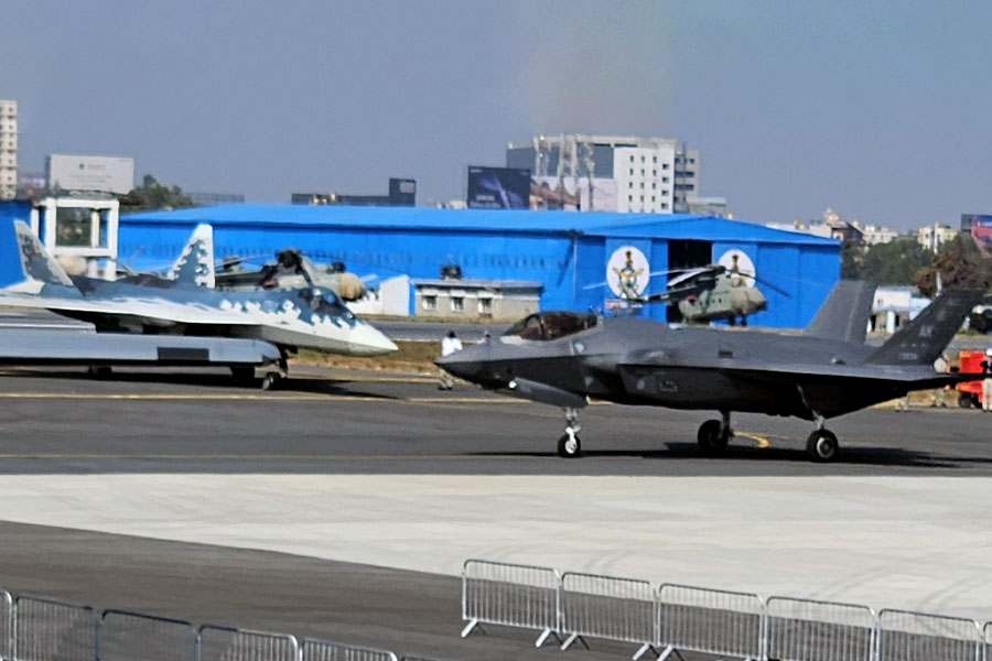 Indian Air Force recommended procuring at least 60 fifth generation fighter jets, race starts between F-35 and Su-57