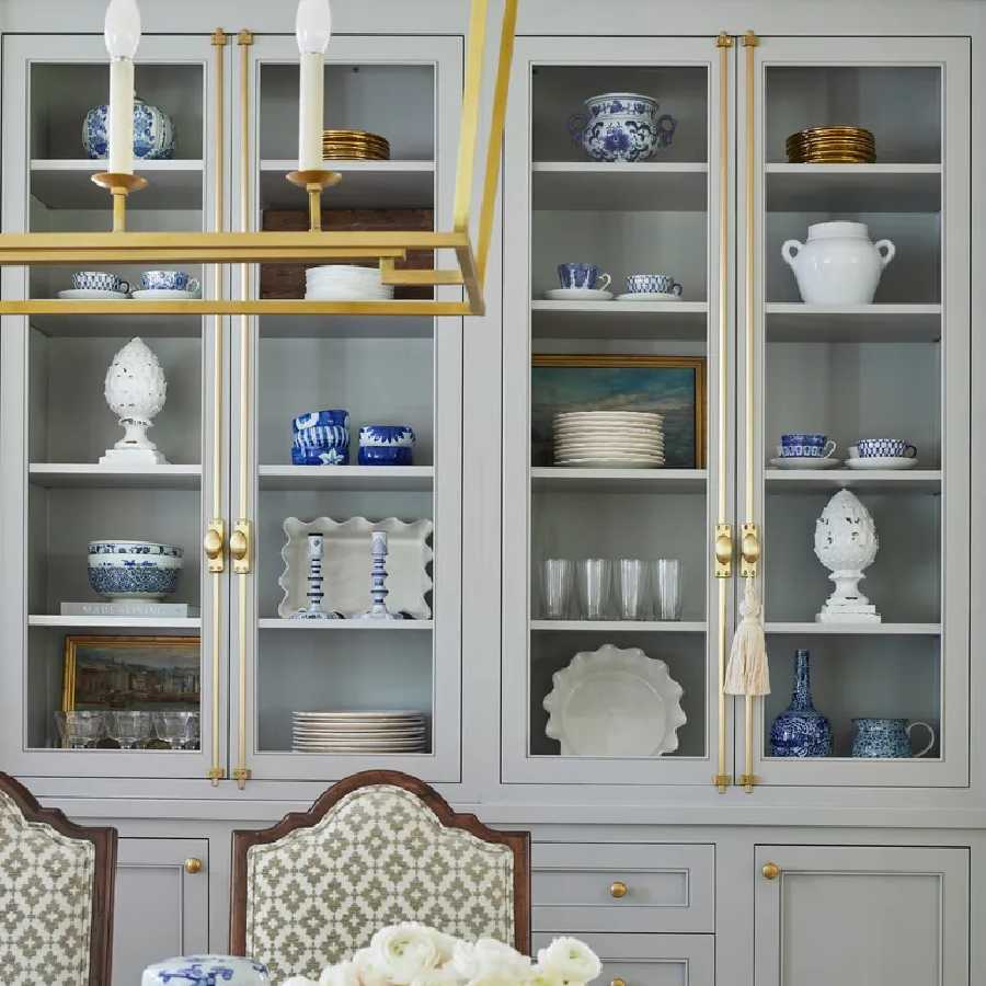 উচ্চতার সঠিক ব্যবহারেও ঘর বড় দেখাতে পারে।