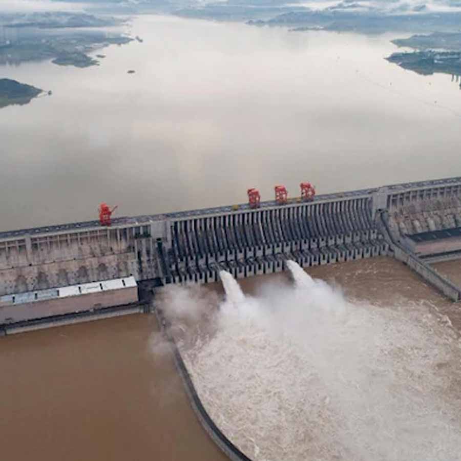 China dismantled 300 dams and shuts down hydropower stations to save Red River rare fish 