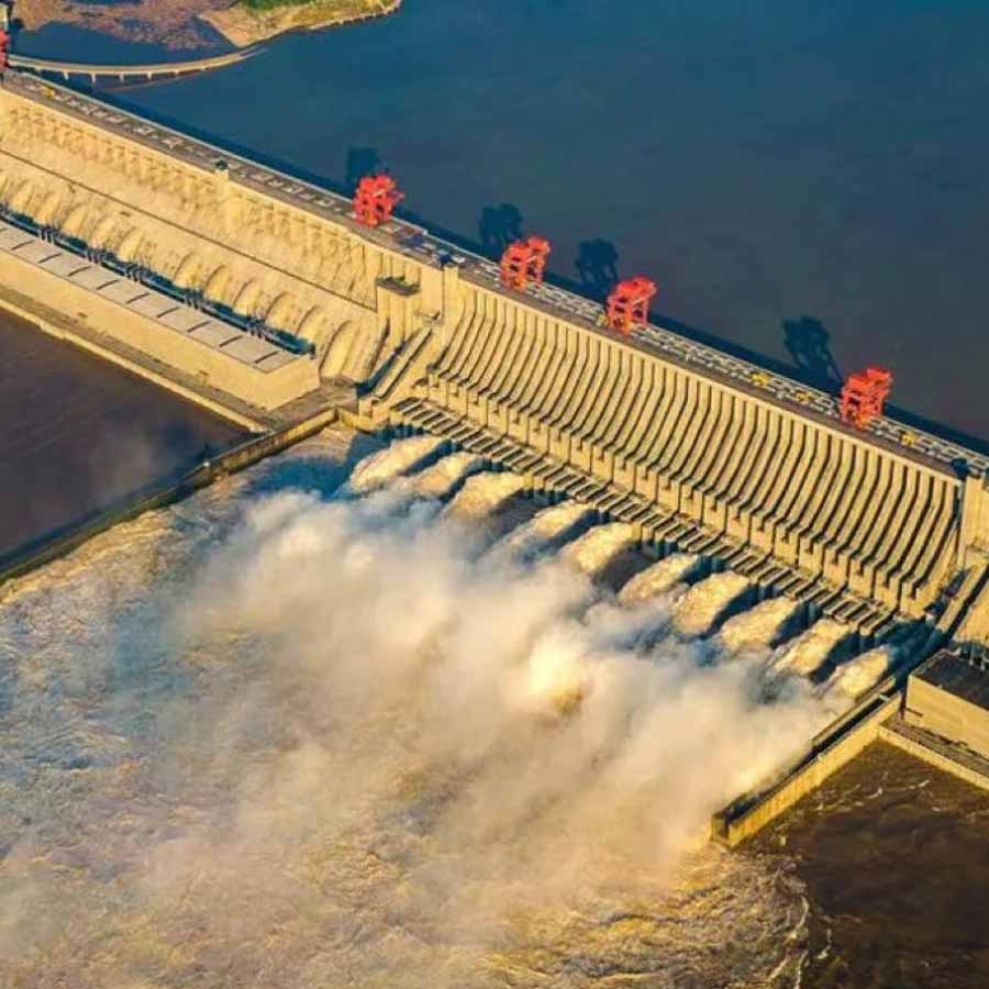China dismantled 300 dams and shuts down hydropower stations to save Red River rare fish 