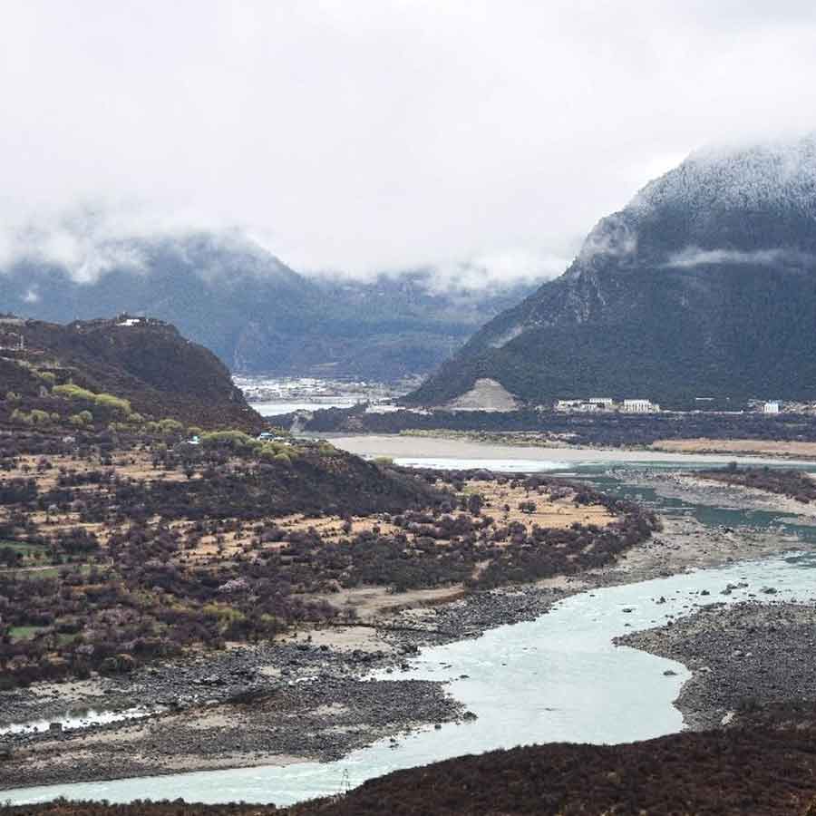 China dismantled 300 dams and shuts down hydropower stations to save Red River rare fish 
