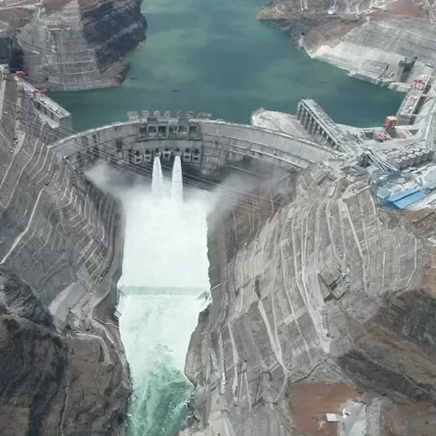 China dismantled 300 dams and shuts down hydropower stations to save Red River rare fish 