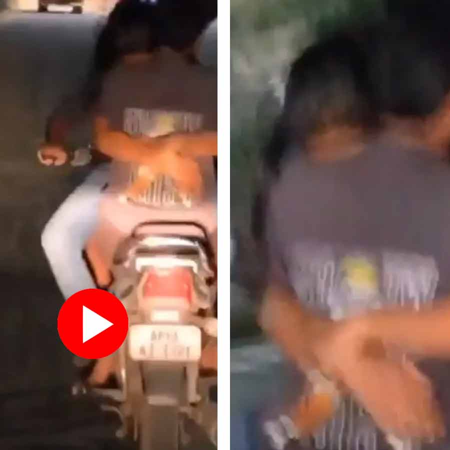 Video shows couple hugging each other on a moving bike in Hyderabad