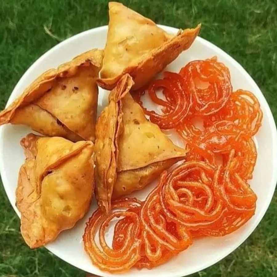 What the Union health Ministry clarifies on the foods like Jalebi, Samosa