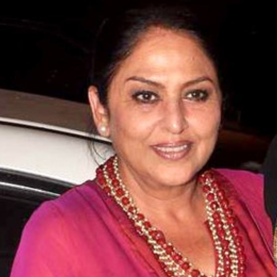 সাত বছর রাজেশের সঙ্গে প্রেম করার পরেও সেই সম্পর্ক টেকেনি অঞ্জুর। এক সাক্ষাৎকারে অঞ্জু জানিয়েছিলেন যে, রাজেশ নাকি কখনওই অঞ্জুর কেরিয়ার নিয়ে ভাবতেন না। অঞ্জু অভিনয় করতে চাইলে বাধা দিতেন রাজেশ। অঞ্জুর পোশাক নিয়েও নাকি ঘোর আপত্তি জানাতেন। অঞ্জুকে ছোট পোশাক পরতে দিতেন না অভিনেতা। আবার অঞ্জু শাড়ি পরলেও নাকি বিরক্ত হতেন রাজেশ।