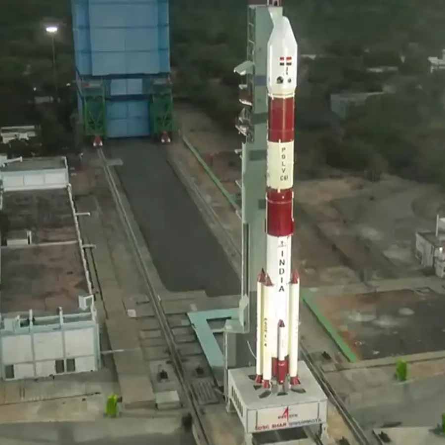 How to become a space scientist in ISRO, what steps need to be followed for success