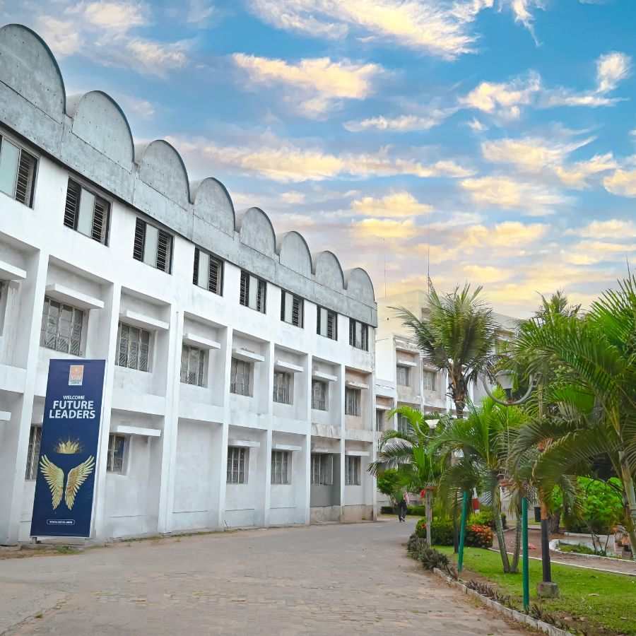 Build your engineering dream at NSHM Knowledge Campus, Durgapur dgtl