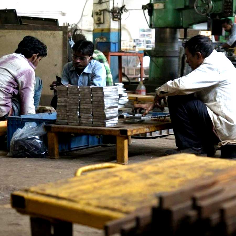 Russia going to import 10 lakh skilled Indian workers by the end of 2025, know the reasons