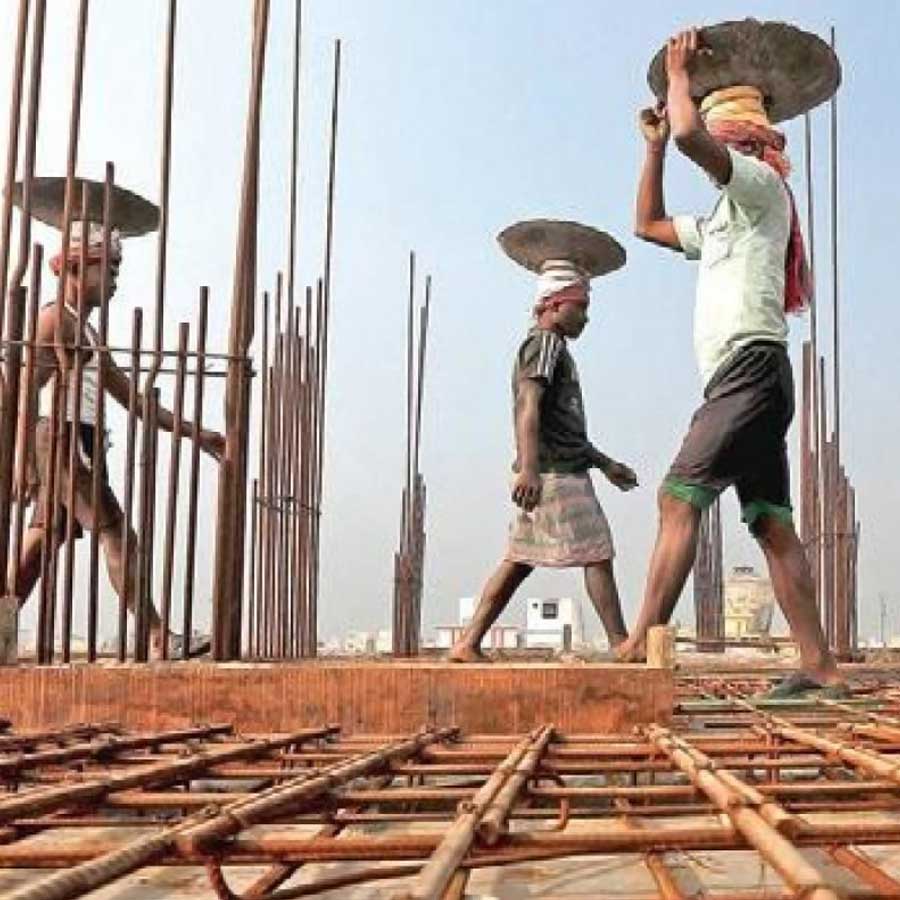 Russia going to import 10 lakh skilled Indian workers by the end of 2025, know the reasons