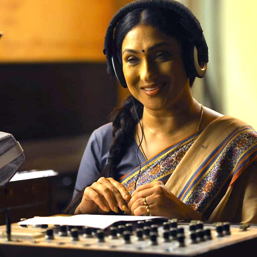First look of Rituparna Sengupta from Anilava Chatterjee’s upcoming movie Bela dgtl
