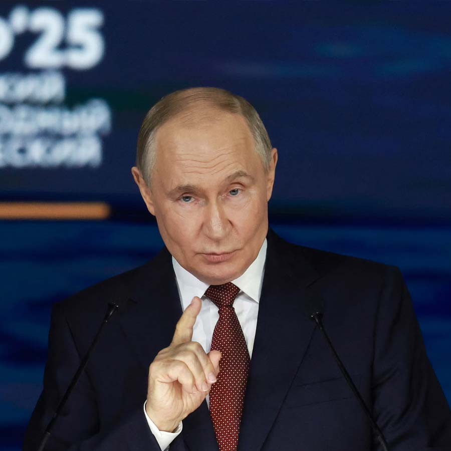 US First Lady Melania considered a secret agent who turned Donald Trump against Russian President Vladimir Putin