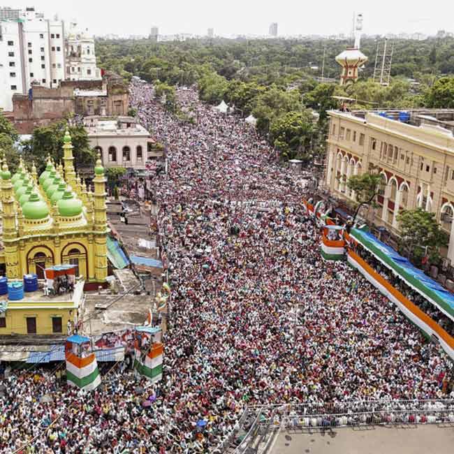 Calcutta High Court orders to control traffic on 21 July to Kolkata police dgtl