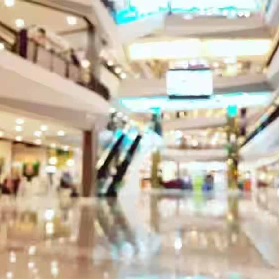 Inconsistency in emergency medical services at shopping malls
