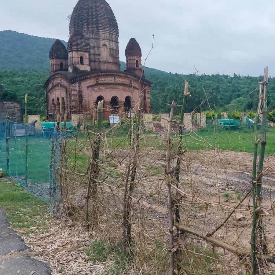 Controversy sparked after fences were found on the way to the temple in Garh Panchkot in Purulia