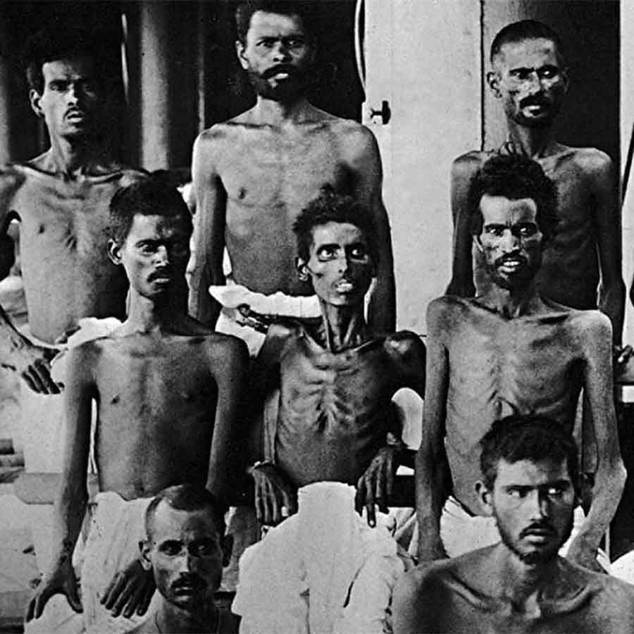 কুত-আল-আমারায় দীর্ঘ খাদ্যাভাবে ভারতীয় সৈন্যদের চেহারা।