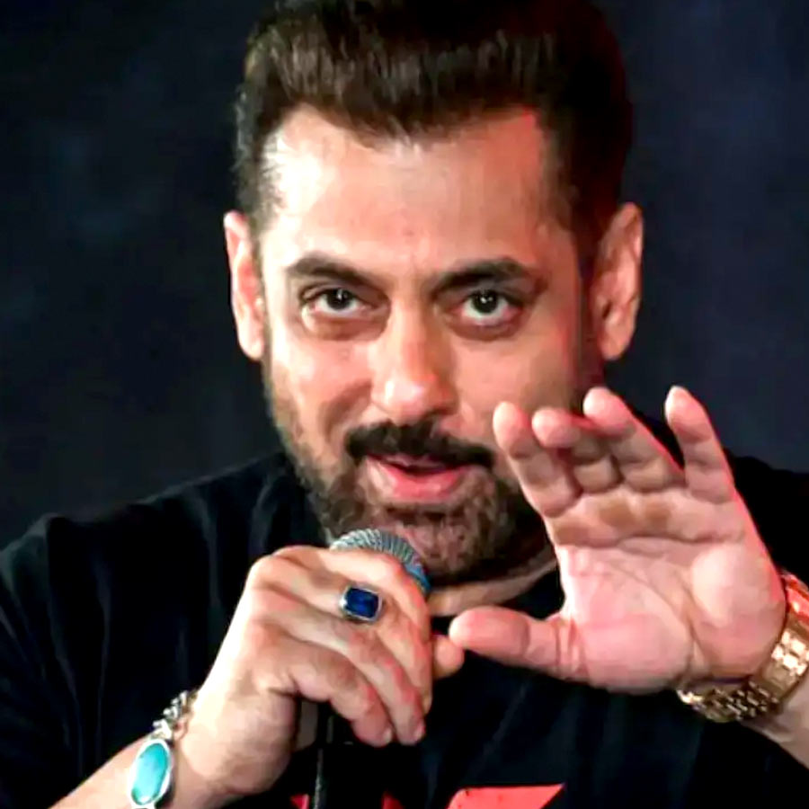 Actor Salman Khan revelaed that he badly wants t have kids very soon dgtl