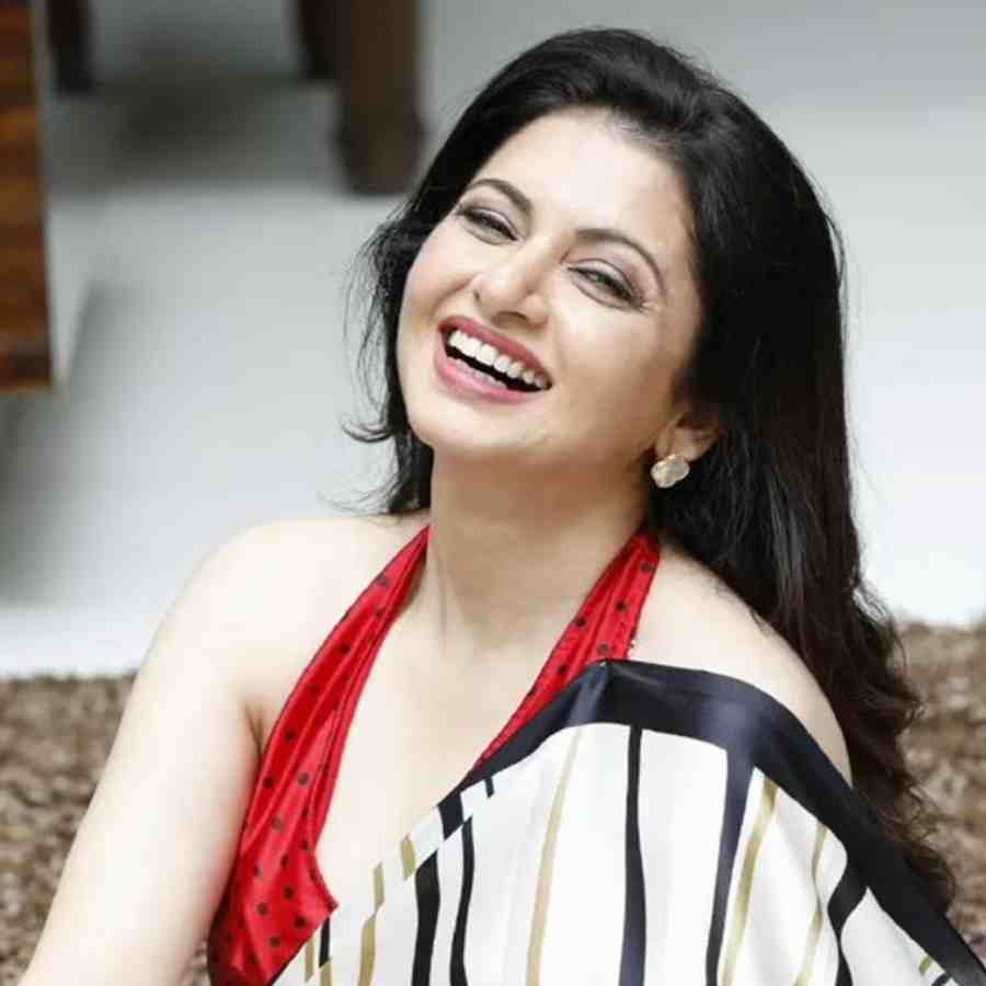 Bhagyashree talked about mood swings, hot flashes and exhaustion during Menopause Journey