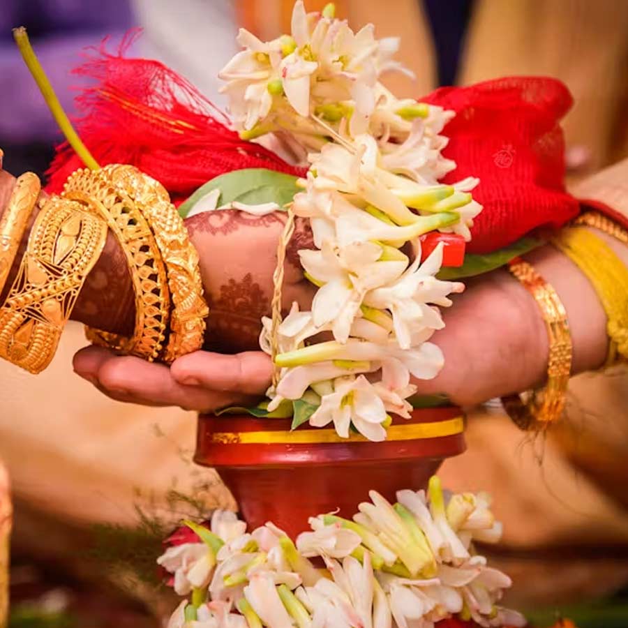 These zodiac signs should avoid getting married on these bengali months 