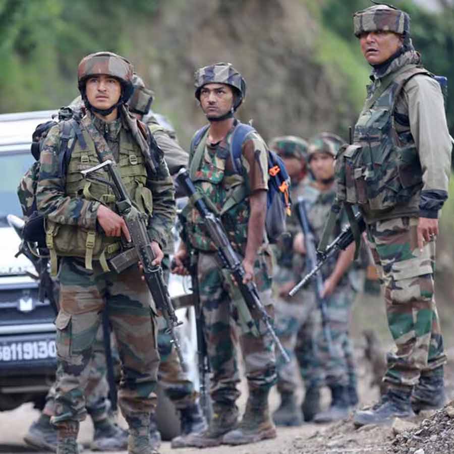 Late night encounter breaks in Jammu and Kashmir’s Rajouri between Army and infiltrators dgtl