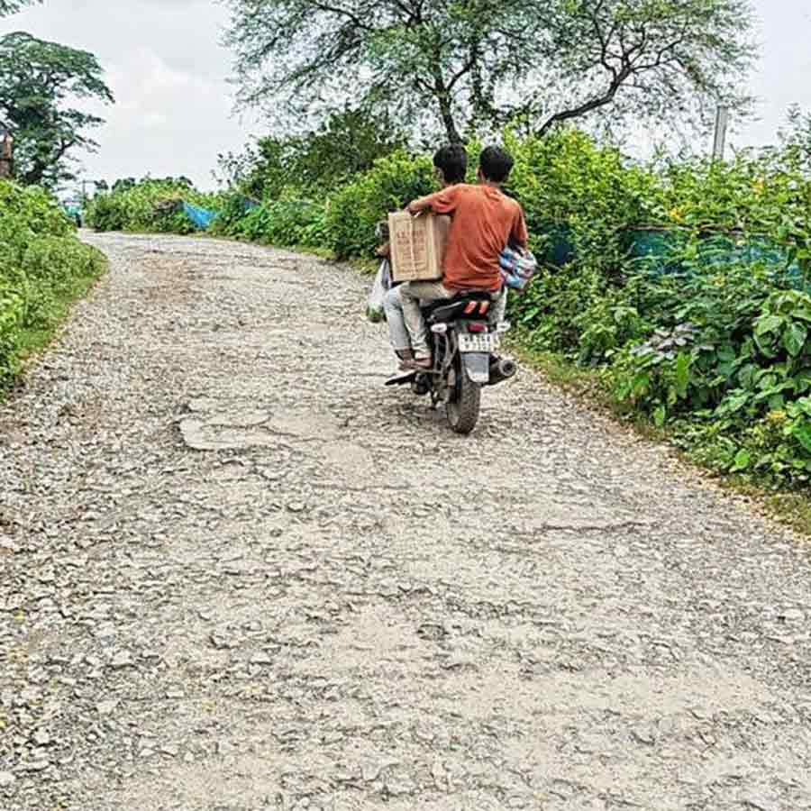 Villagers scared after TMC leader Razzak Khan's murder