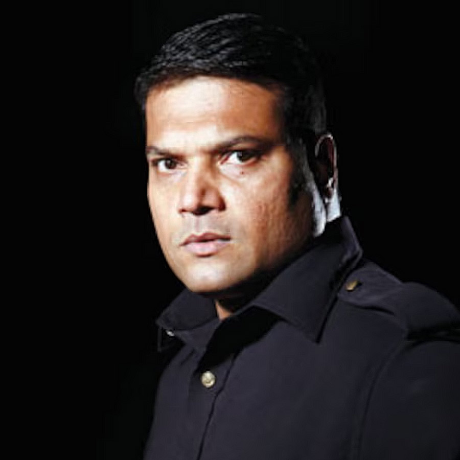 CID fame Dayanand Shetty’s alleged affair with co-star Mona Ambegaonkar creates controversy dgtl