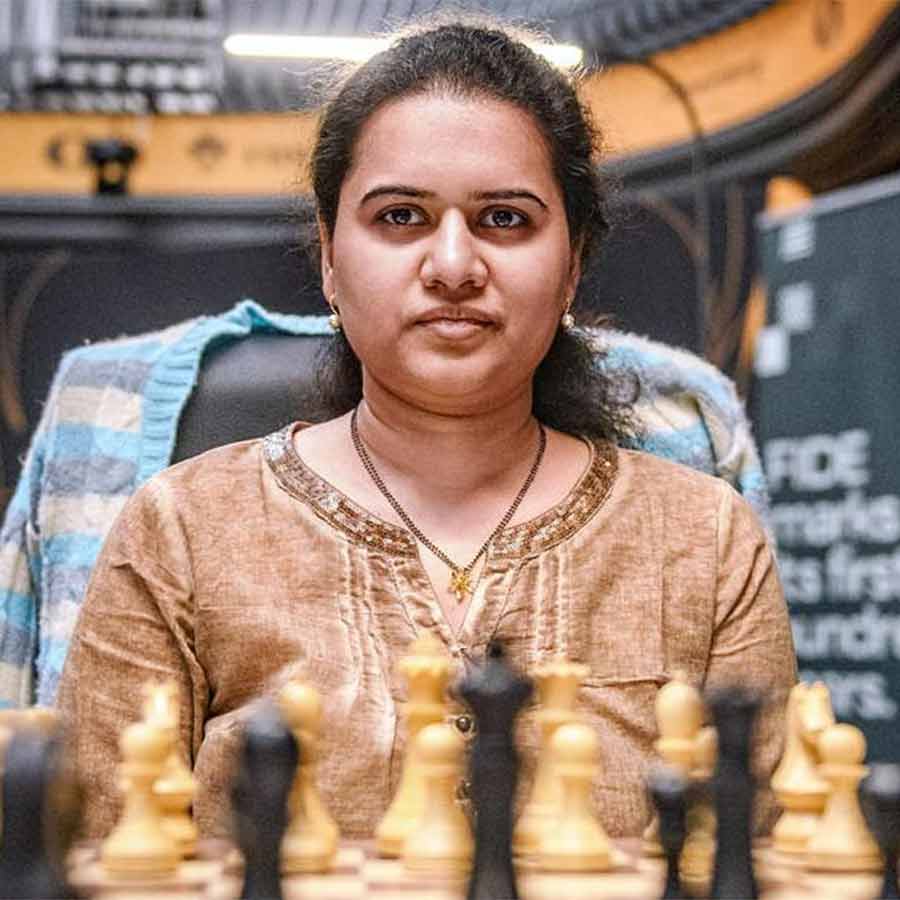 Koneru Humpy draws early in World Cup semi-final