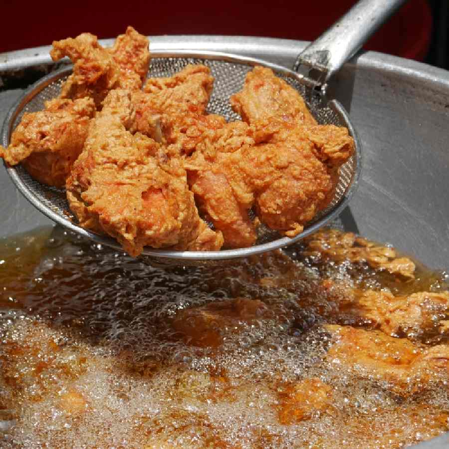 Tips to clean frying oil easily dgtl