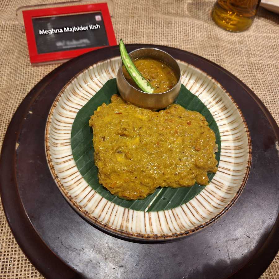 মেঘনামাঝিদের ইলিশ। 