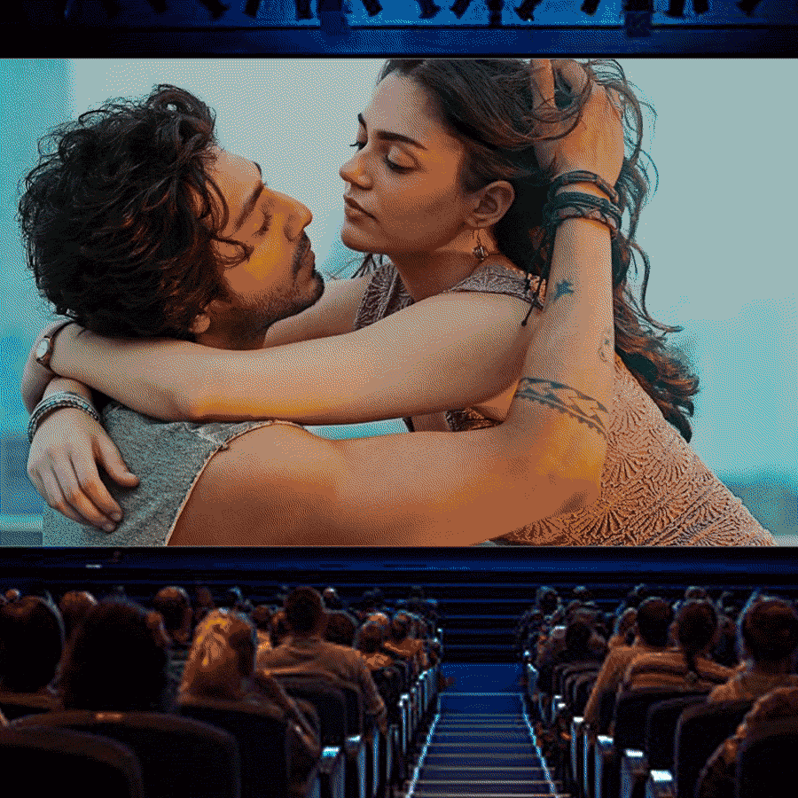 Ahaan Panday Aneet Padda Saiyaara Movie Collection In business trends in Kolkata Theatre dgtl