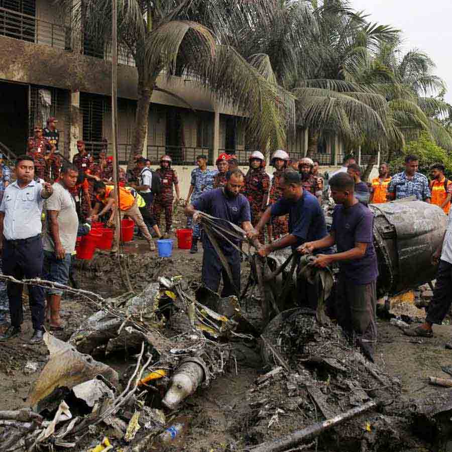 Children injured in Dhaka plane crash fighting for their lives