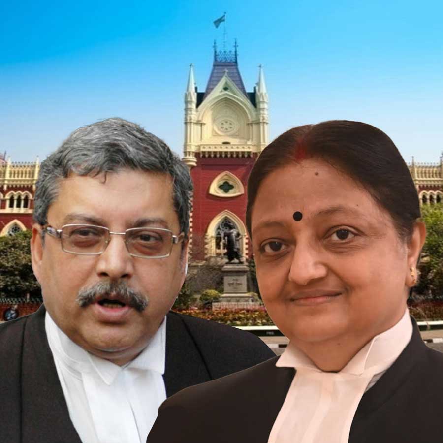 Calcutta High Court Justice Shuvra Ghosh quits case after getting angry with lawyer and TMC MP Kalyan Banerjee