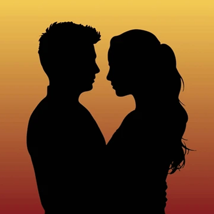 Speculations are popular Tollywood actress called up her ex husband to apologies for her behavior dgtl