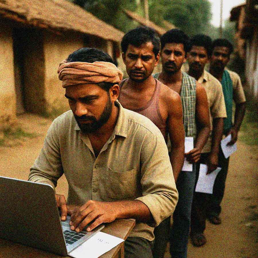 Migrant workers apply for police clearance certificates in Murshidabad