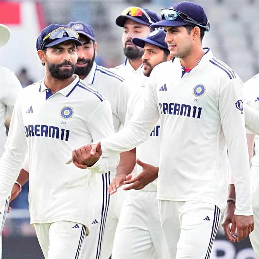Ravi Shastri and Michael Vaughan questioned Shubman Gill's leadership