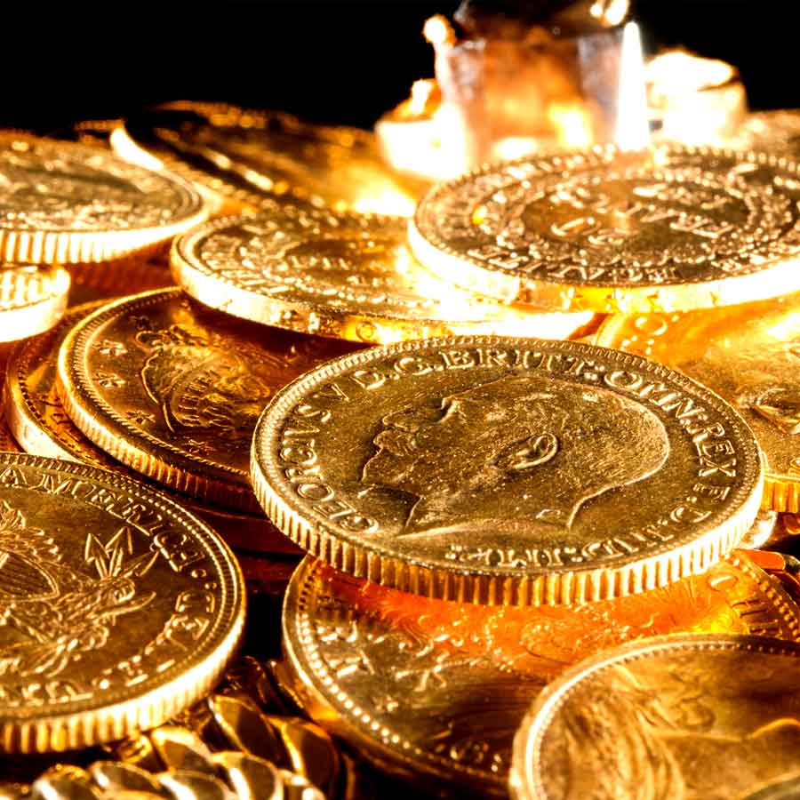 Ancient gold coins found during routine pipeline work in Aligarh village dgtl