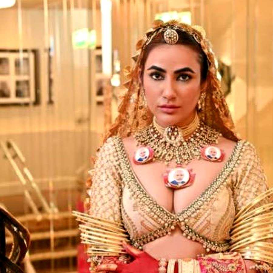 Actress Ruchi Gujjar filed FIR and accuses producers of 25 Lakh Fraud dgtl