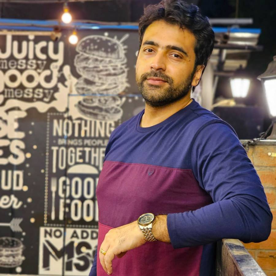 আবীর চট্টোপাধ্যায় কেন সরে যাচ্ছেন?